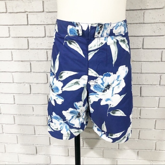 J. Crew Other - J.Crew Men’s 9" Large Blue Floral Print Board Short‎